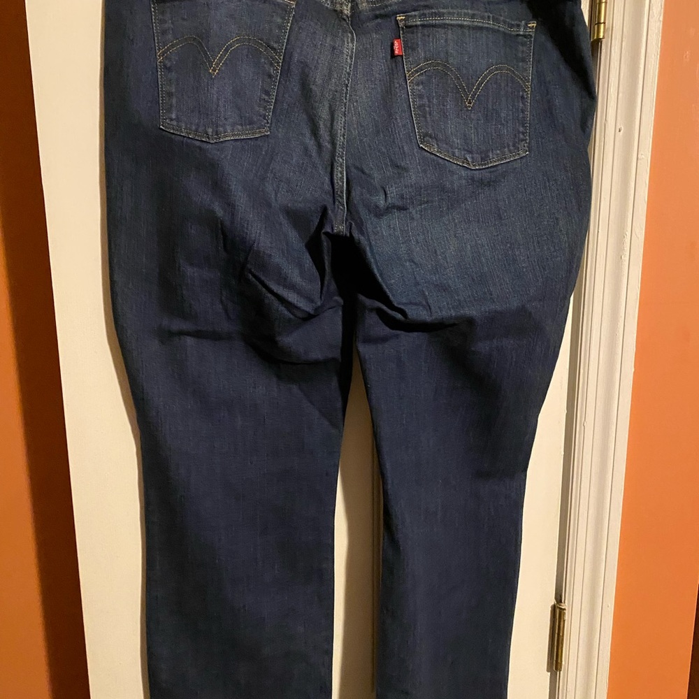Demin Levi’s jeans
